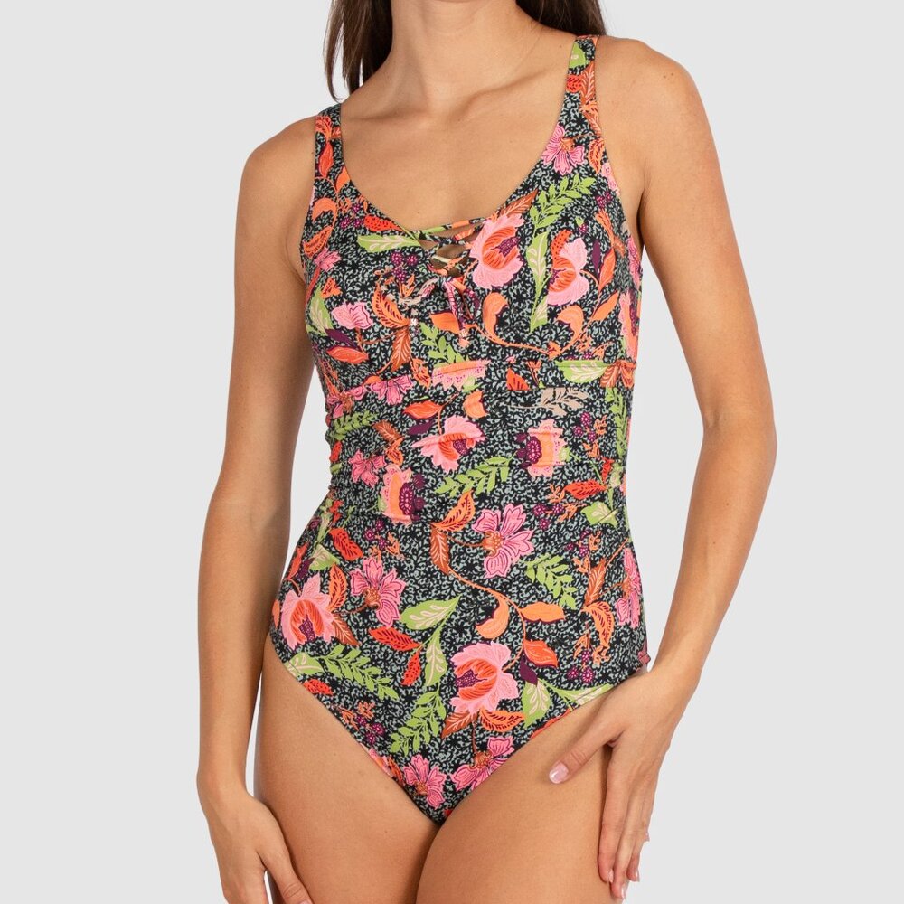 Baku E/F One Piece - size 8CAN